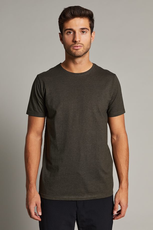 olive-night-majermane-t-shirt.jpg