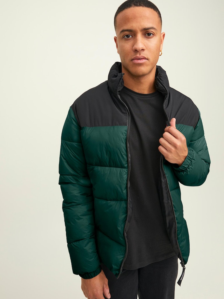 jack-jones-fallwinter2022-3908659-12212218-2.jpg